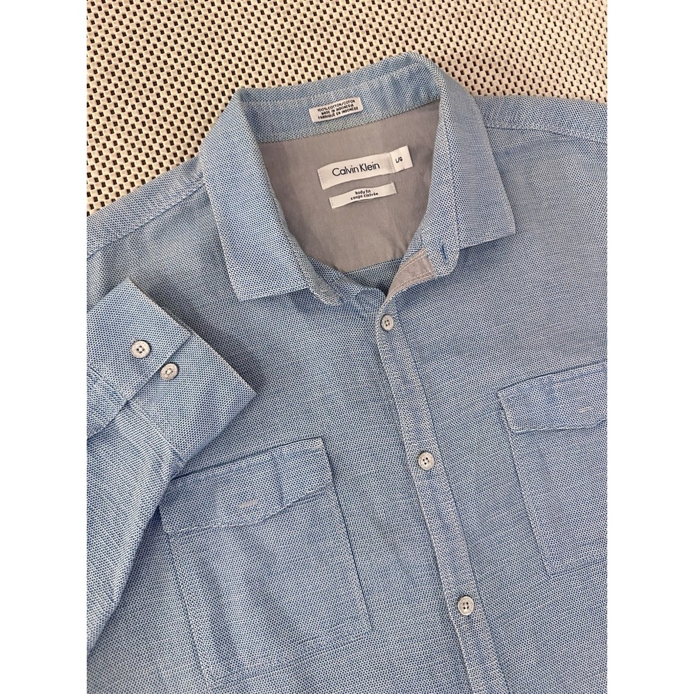 Calvin Klein Baby Blue Shirt Men Sz L Slim Body Fit Button Down Roll Tab‎ Sleeve